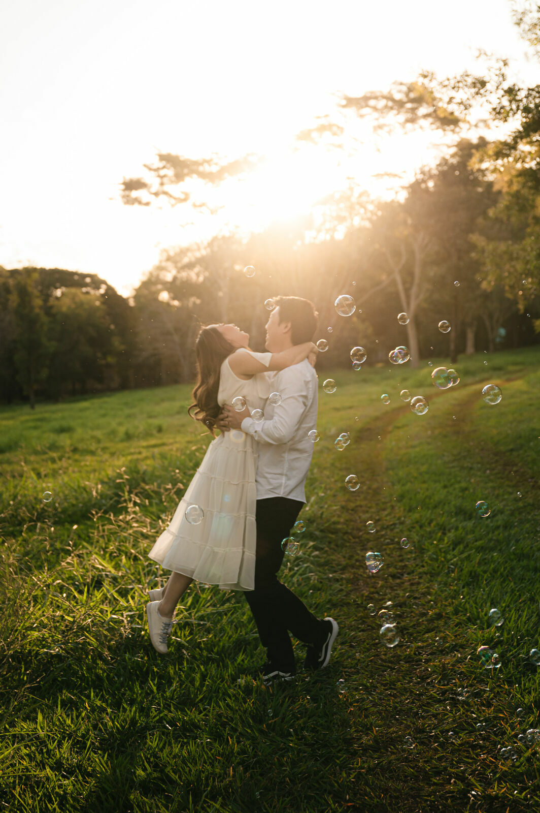 Foto ensaio pre wedding estudio no campo sylvia wilton ribeirao preto Foto ensaio pre wedding estudio no campo sylvia wilton ribeirao preto - Imagem 13