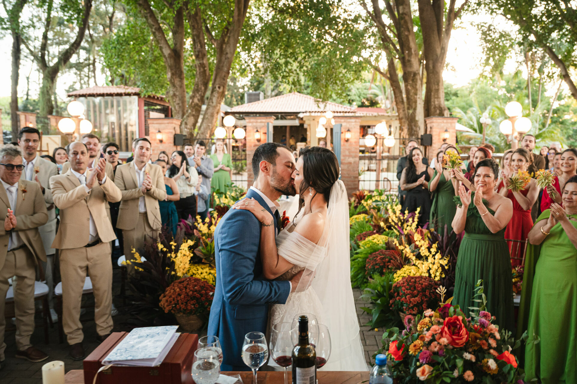 Foto Melhor horário para casar ao ar livre: garanta luz natural e fotos incríveis! Foto Melhor horário para casar ao ar livre: garanta luz natural e fotos incríveis! - Imagem 10