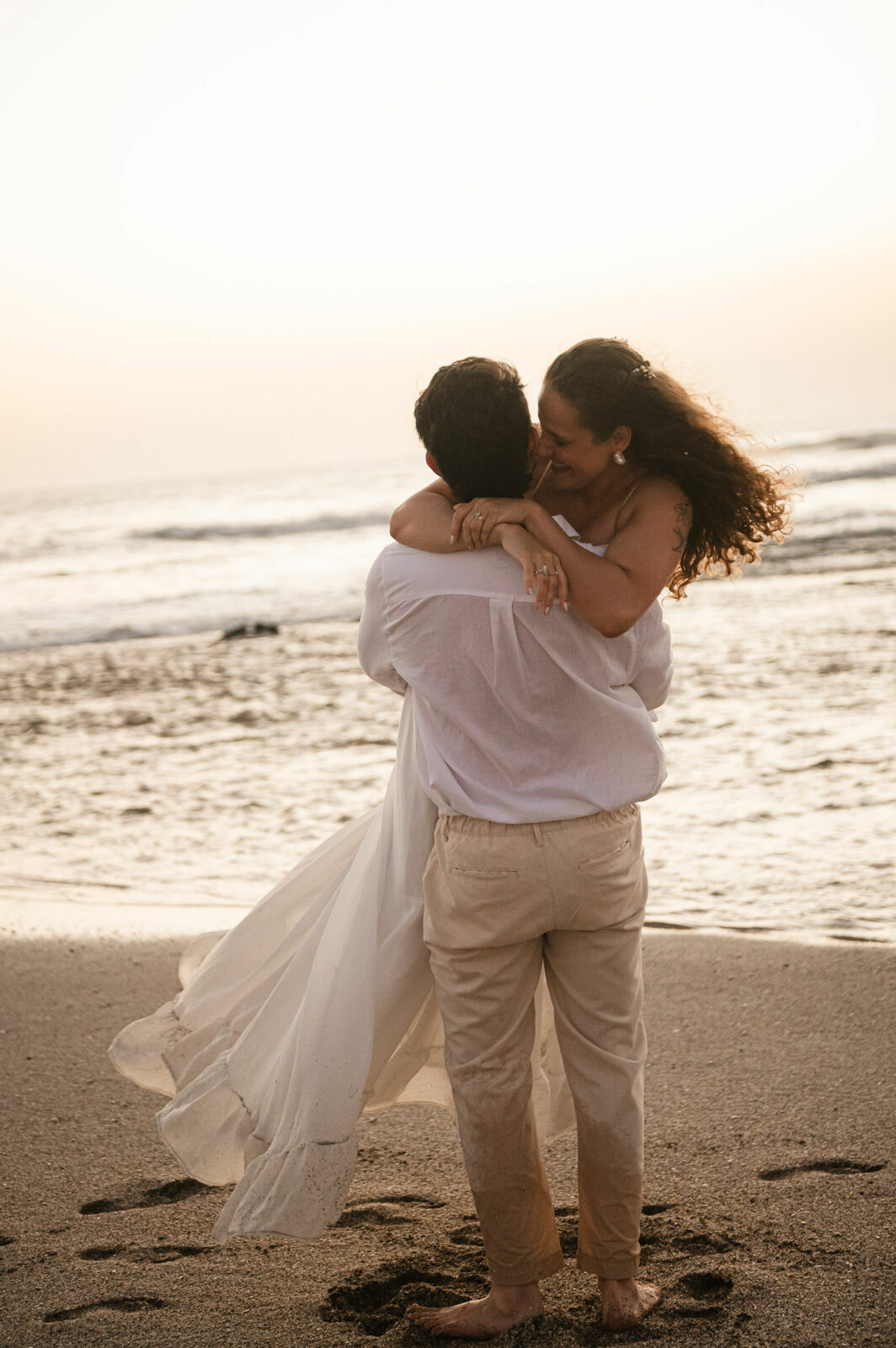 Foto Elopement Wedding at Langosta Beach, Costa Rica | Barbara & Gabriel (English Version) - Imagem 22