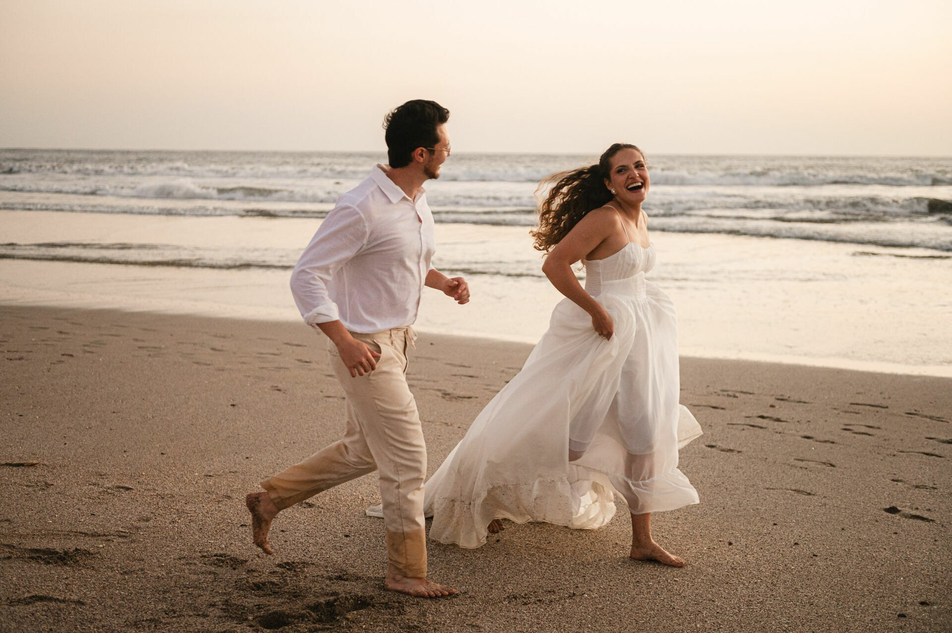 Foto Elopement Wedding at Langosta Beach, Costa Rica | Barbara & Gabriel (English Version) - Imagem 21
