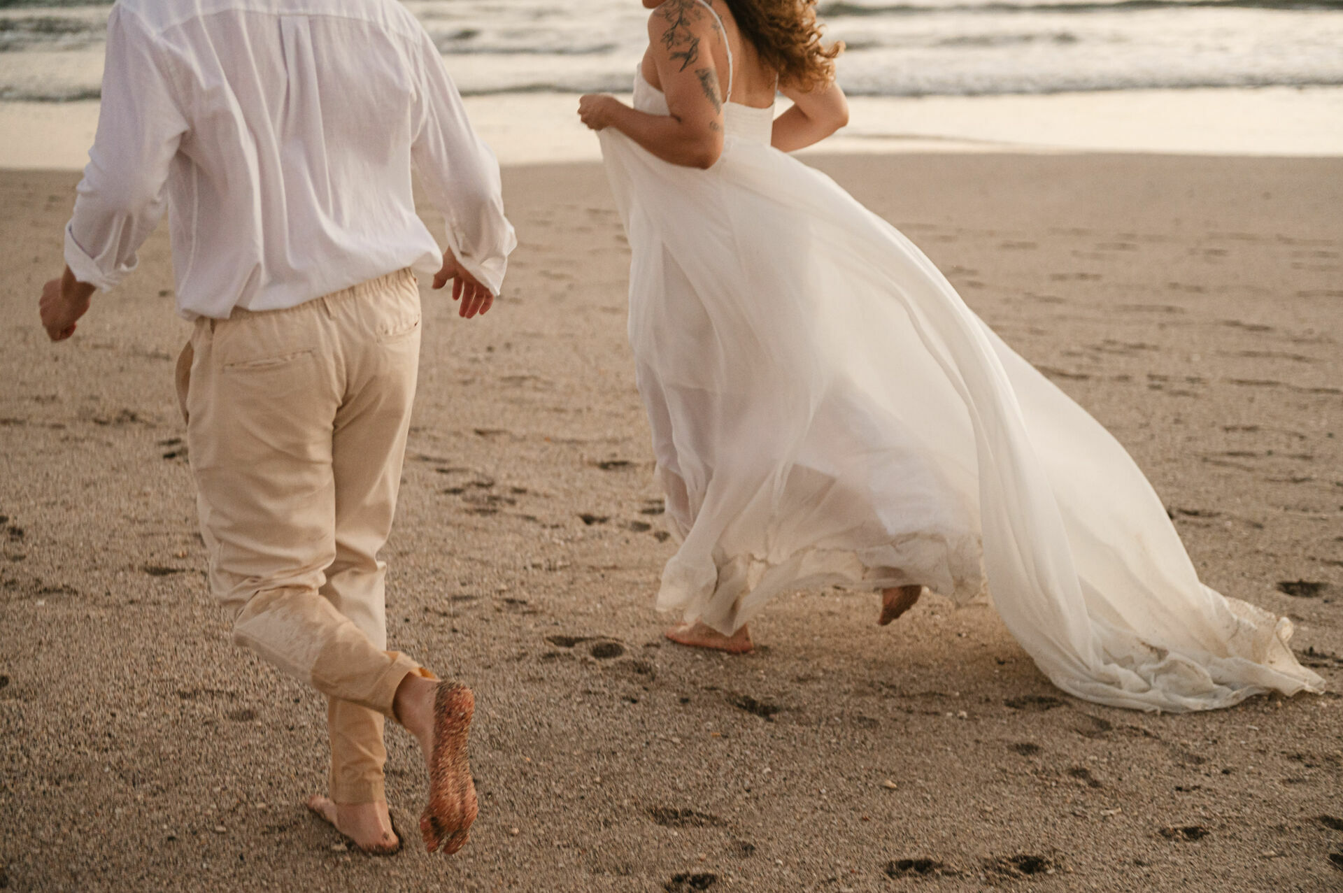 Foto Elopement Wedding at Langosta Beach, Costa Rica | Barbara & Gabriel (English Version) - Imagem 20