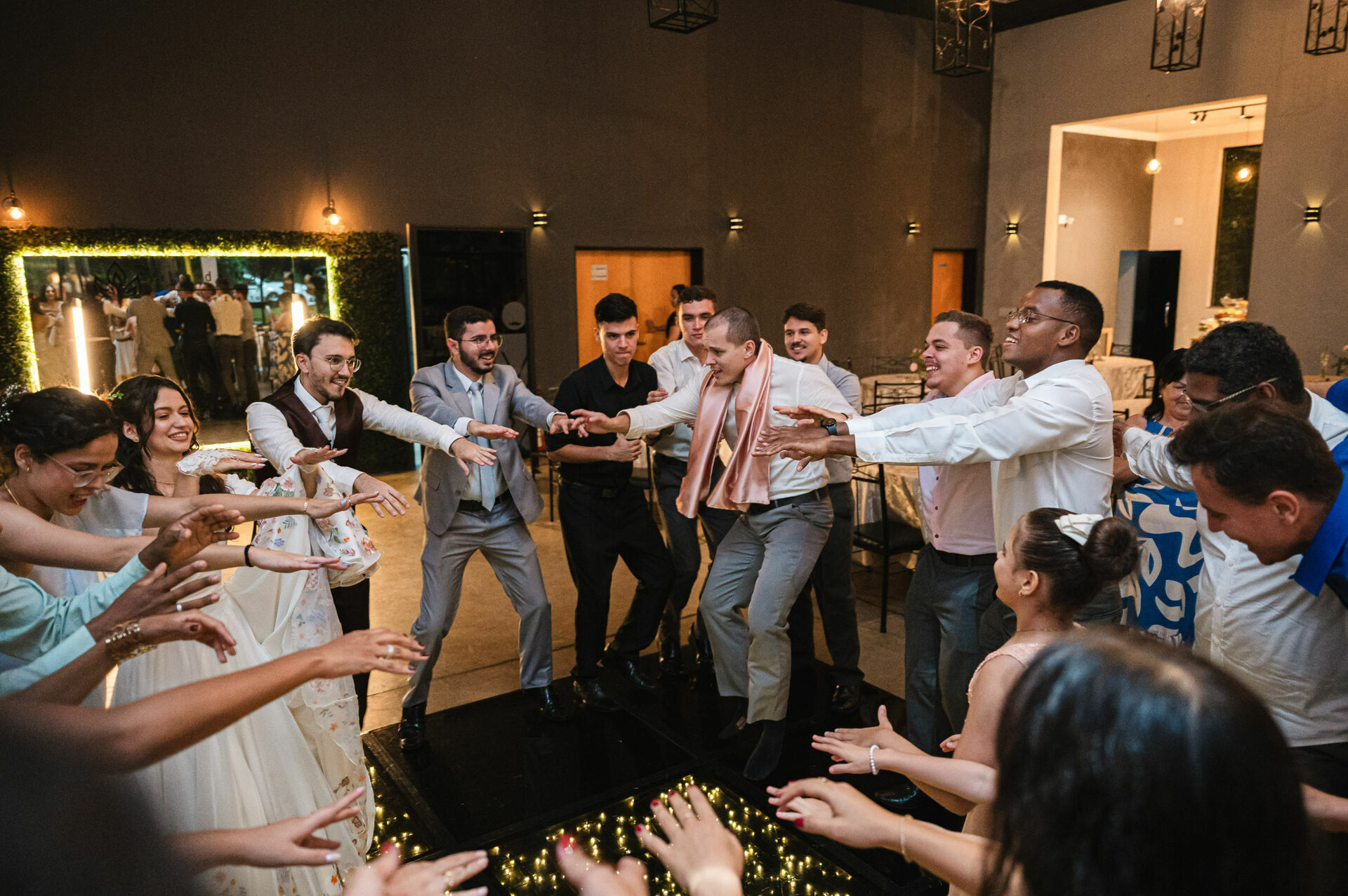 Foto mini casamento no villa da mata brodowski sp stephanie matheus Foto mini casamento no villa da mata brodowski sp stephanie matheus - Imagem 81