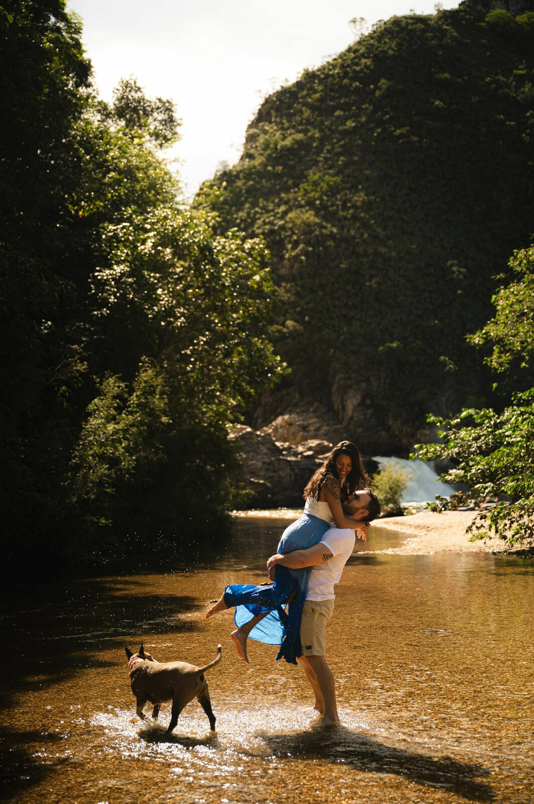 Foto ensaio prewedding cachoeira ze carlinhos serra da canastra juliete pedro Foto ensaio prewedding cachoeira ze carlinhos serra da canastra juliete pedro - Imagem 11