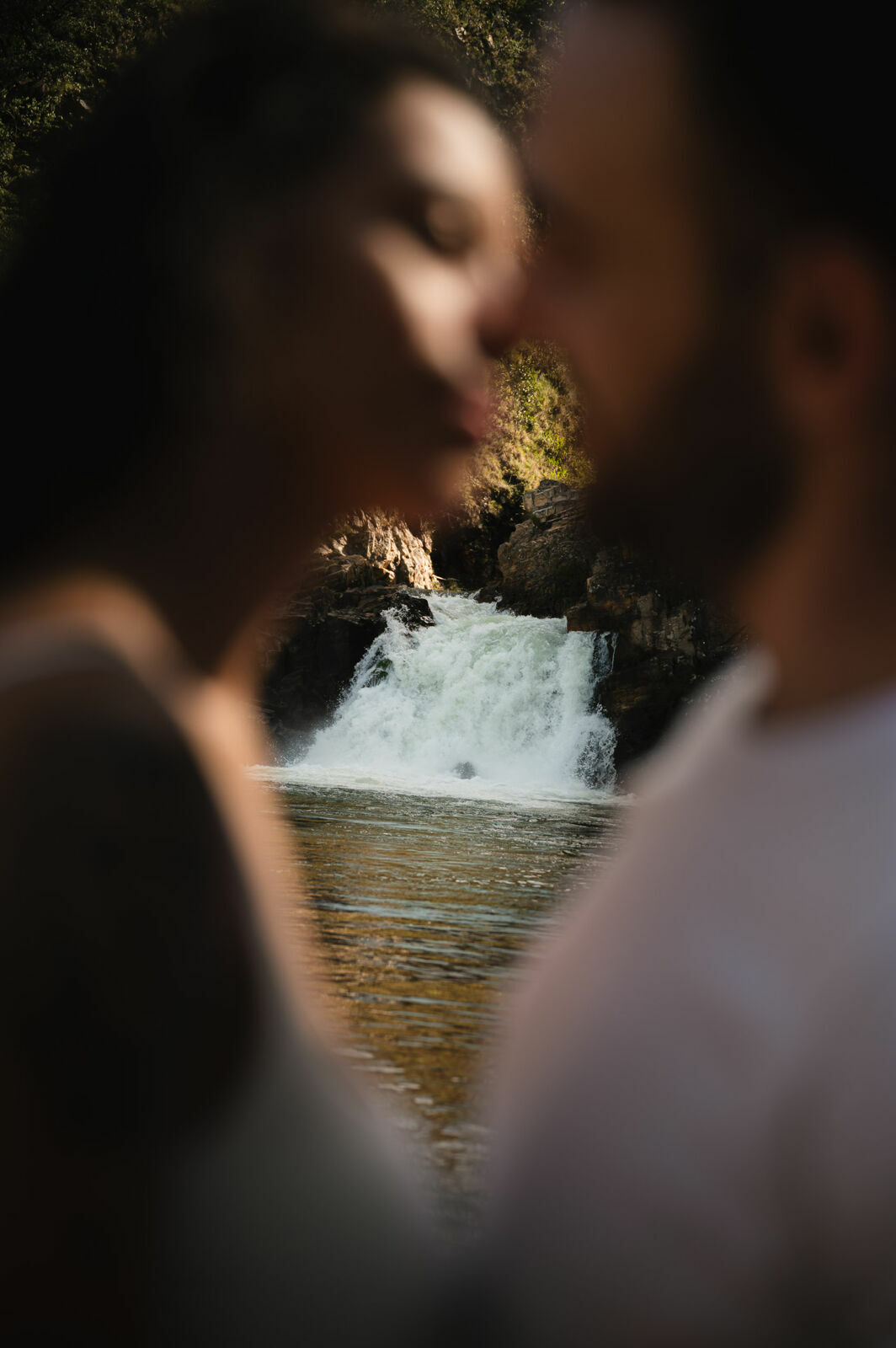 Foto ensaio prewedding cachoeira ze carlinhos serra da canastra juliete pedro Foto ensaio prewedding cachoeira ze carlinhos serra da canastra juliete pedro - Imagem 4