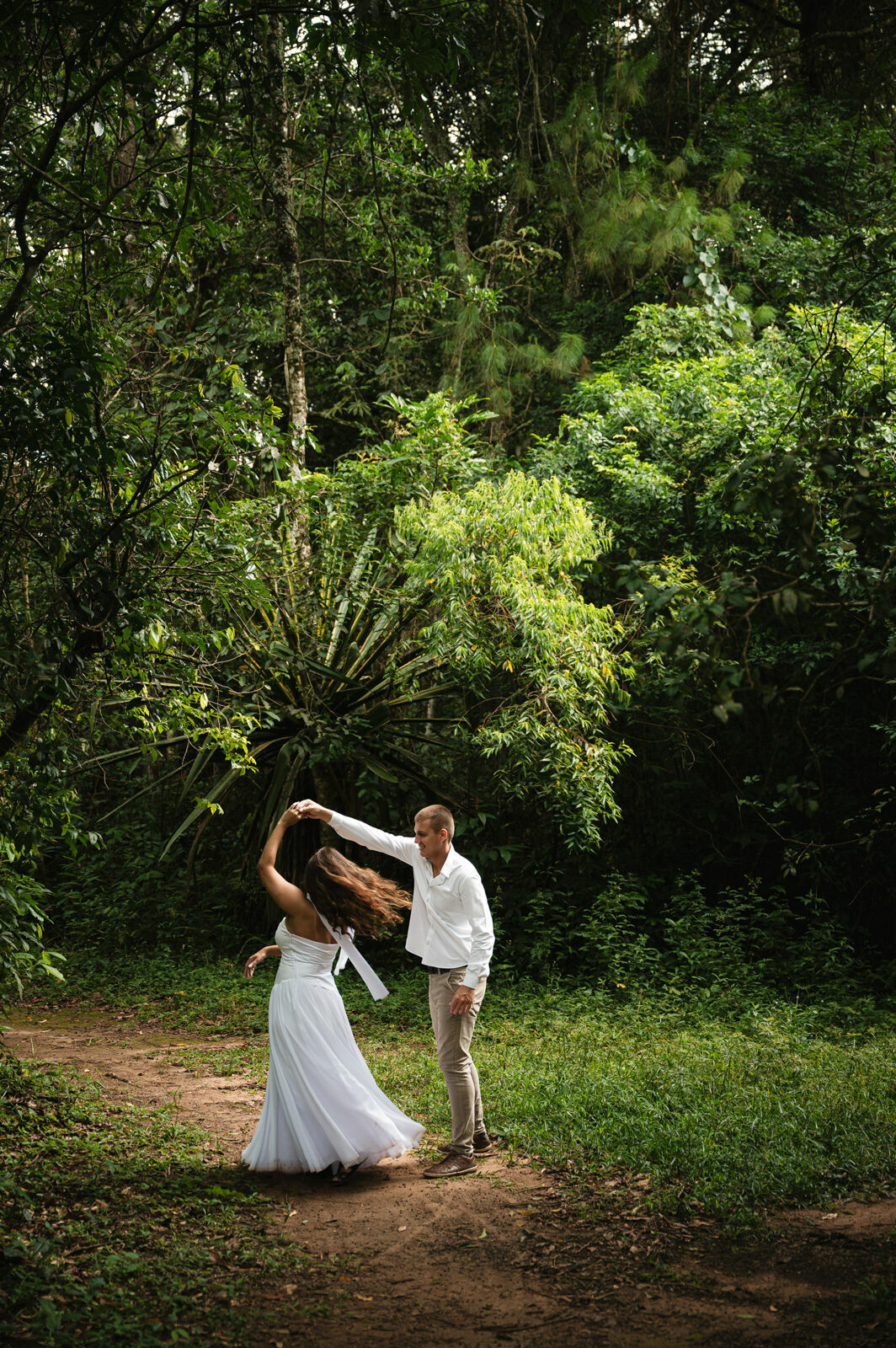 Foto ensaio prewedding vila embaubas floresta batatais karina gabriel Foto ensaio prewedding vila embaubas floresta batatais karina gabriel - Imagem 13