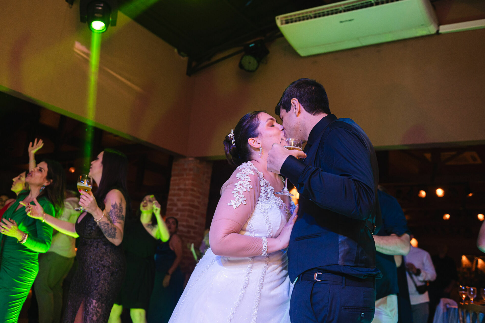 Foto mini casamento mitra ribeirao preto giovanna leonardo Foto mini casamento mitra ribeirao preto giovanna leonardo - Imagem 44