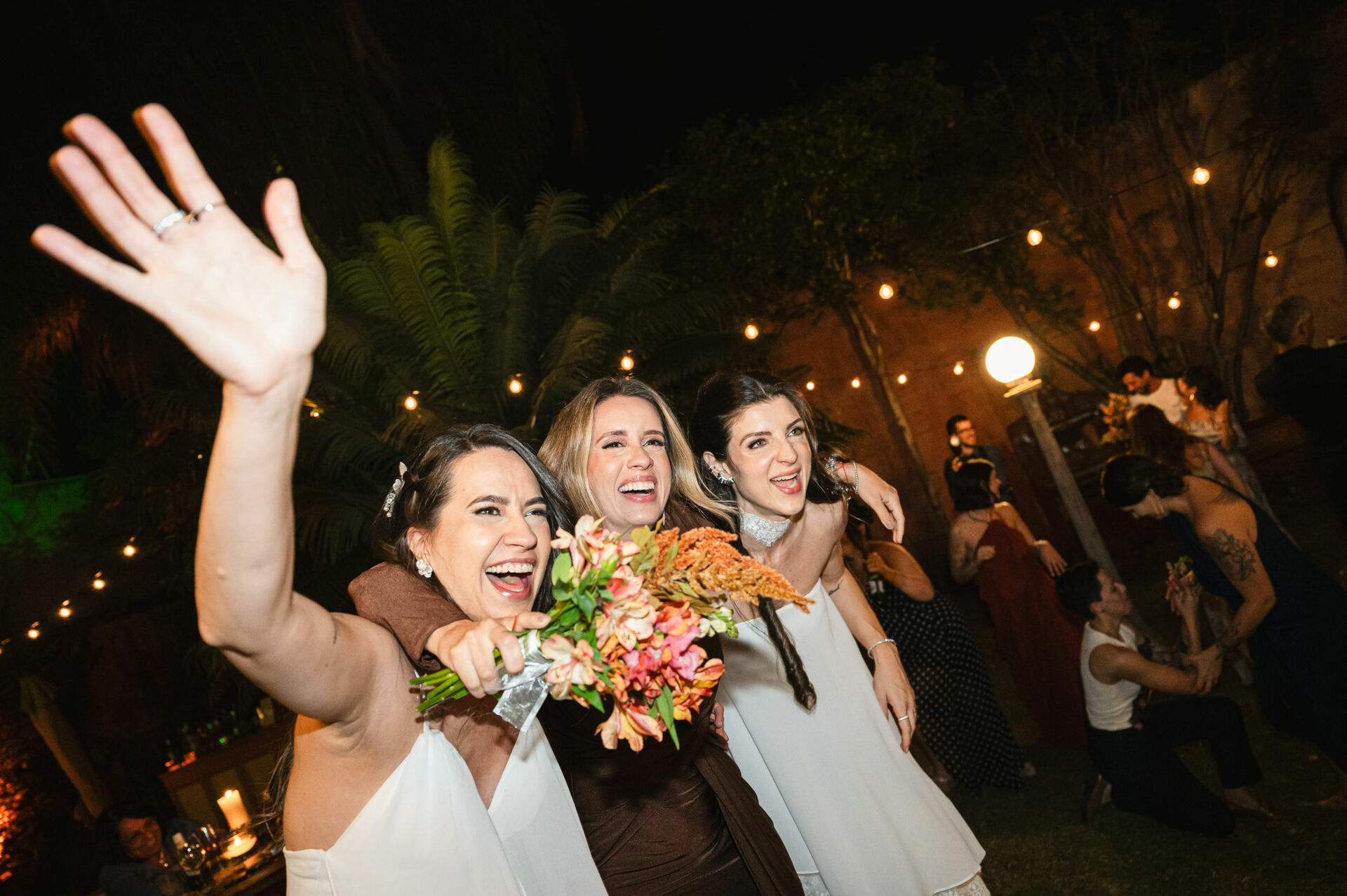 Foto mini casamento casa amprino ribeirao preto monalisa e nathalia Foto mini casamento casa amprino ribeirao preto monalisa e nathalia - Imagem 109
