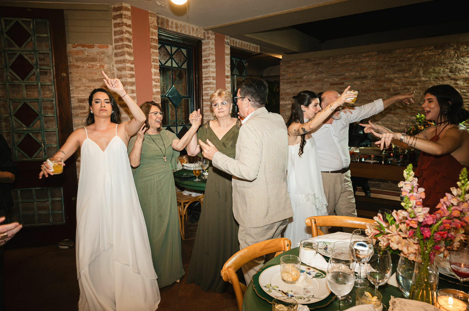 Foto mini casamento casa amprino ribeirao preto monalisa e nathalia Foto mini casamento casa amprino ribeirao preto monalisa e nathalia - Imagem 88