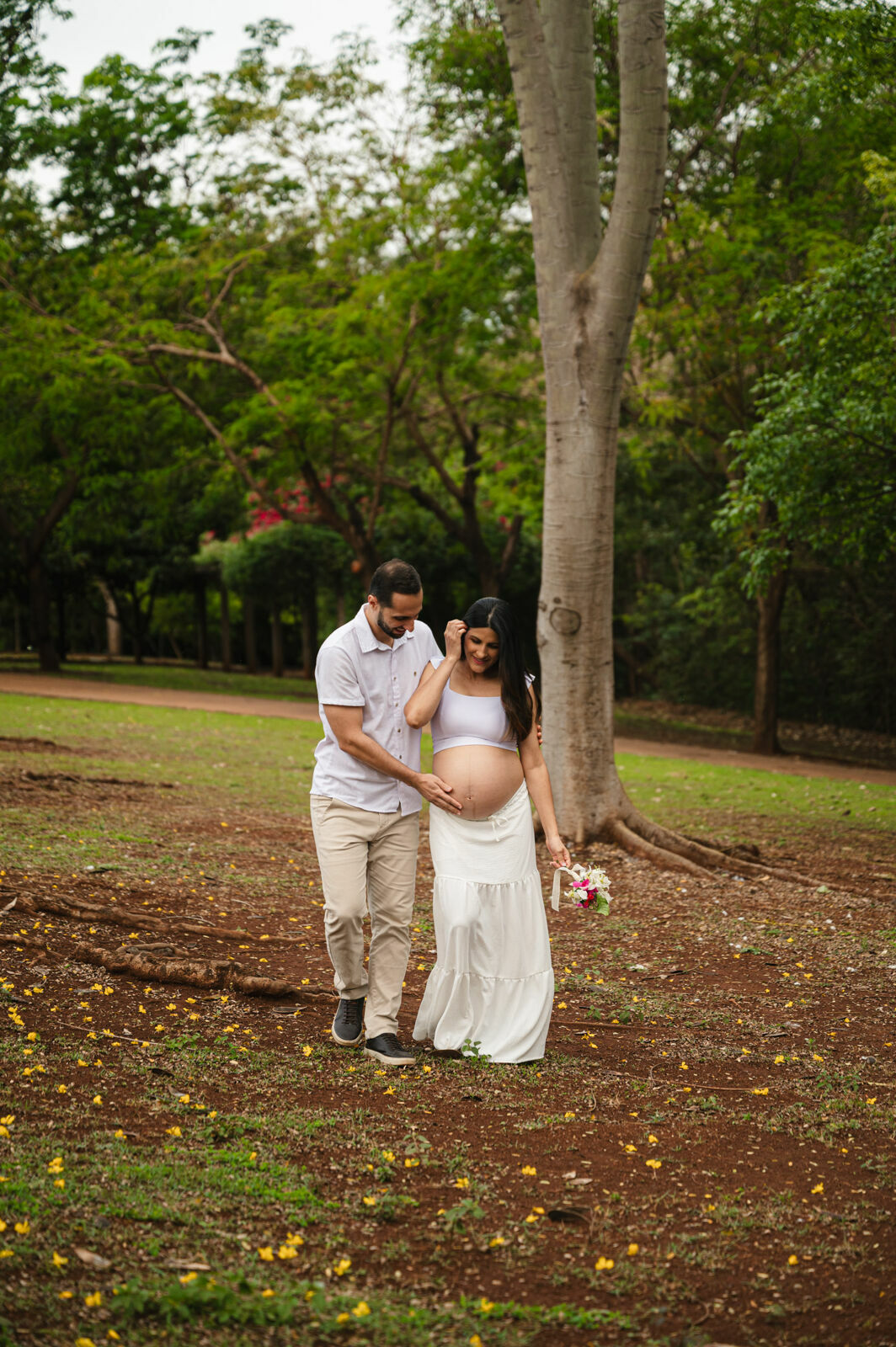 Foto Ensaio Gestacional no Parque Olhos d'água | Ribeirão Preto | A Espera da Elisa Foto Ensaio Gestacional no Parque Olhos d'água | Ribeirão Preto | A Espera da Elisa - Imagem 6